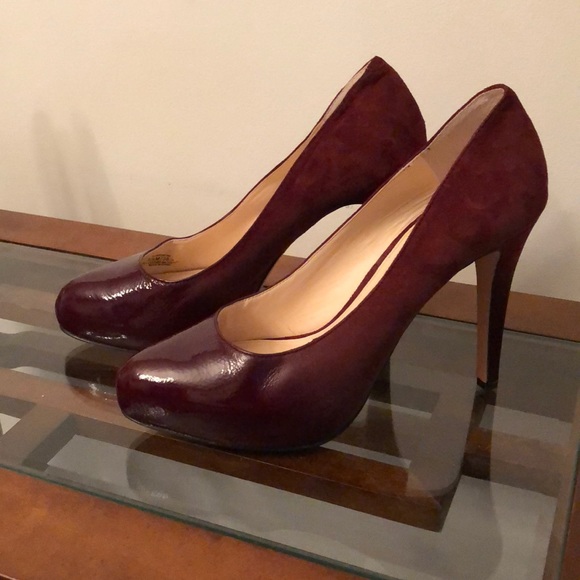 Vince Camuto Burgundy Patent & Suede Pumps NWOT - Picture 1 of 5